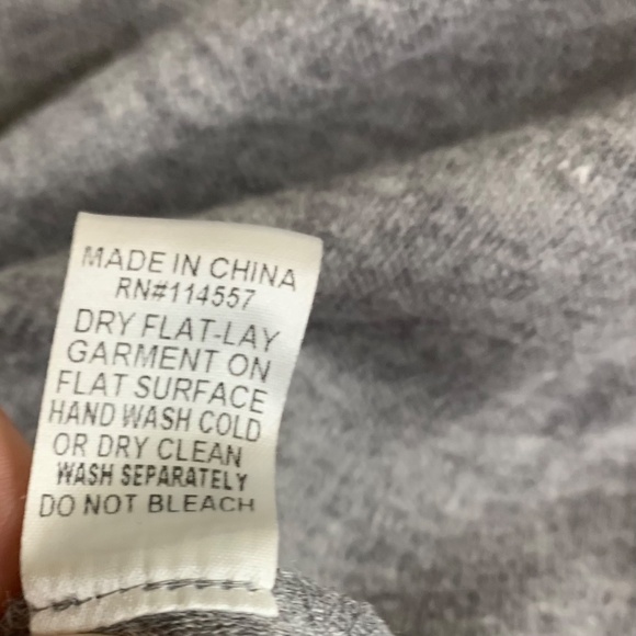 Ladies THMI, gray with brown accent cowl neck boho/western/coquettecore sweater - Picture 8 of 11